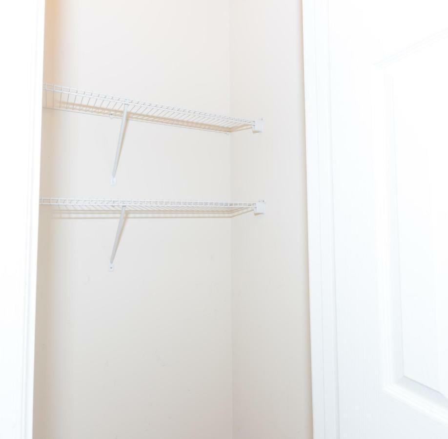Steps To Convention Center, Downtown Dc, And Metro Station: Private And Comfortable Bedroom/Bathroom Washington Bagian luar foto